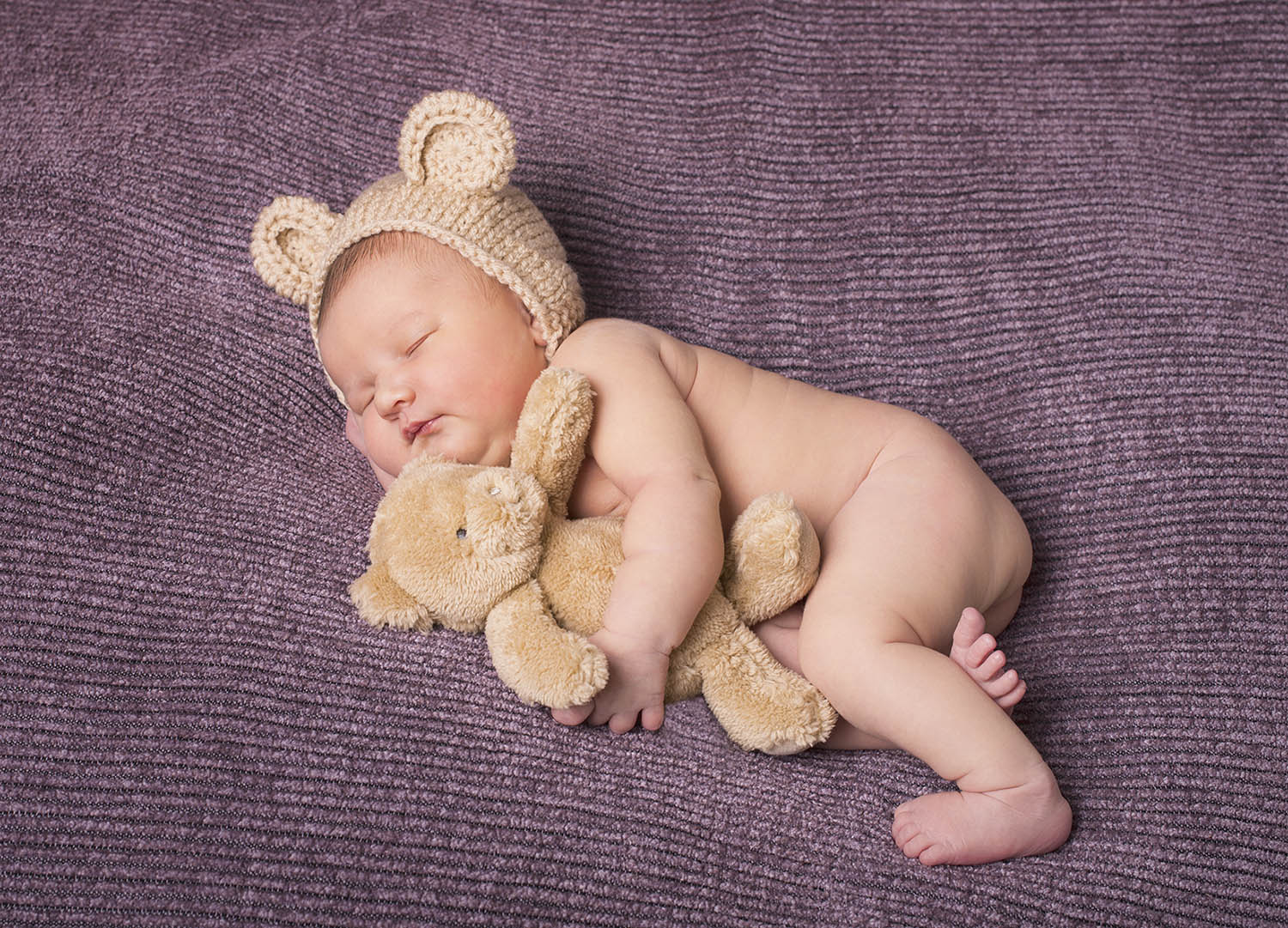 Newborn Baby Photographer Mary McCauley Mound Minnesota